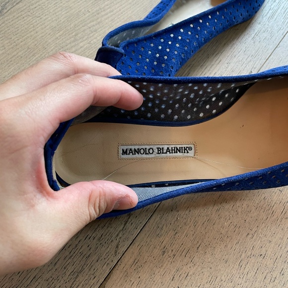 Manolo Blahnik Blue Suede Flats - Picture 9 of 11